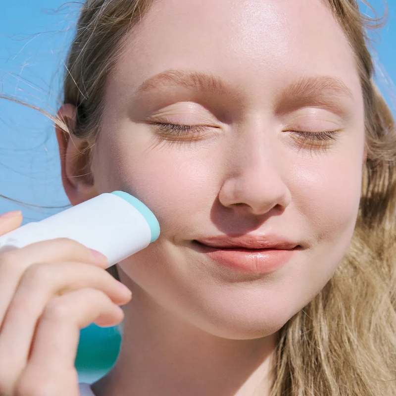 Skin1004 Hyalu-Cica Silky Fit Sun Stick SPF50+