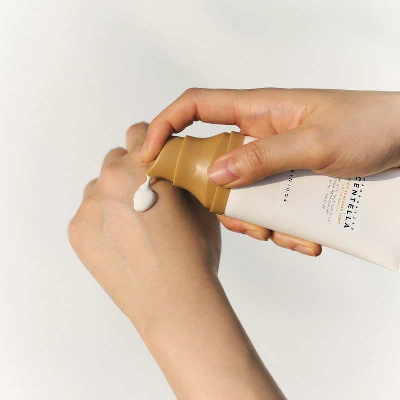 Skin1004 Madagascar Centella Air-Fit Suncream Light SPF30 PA++++